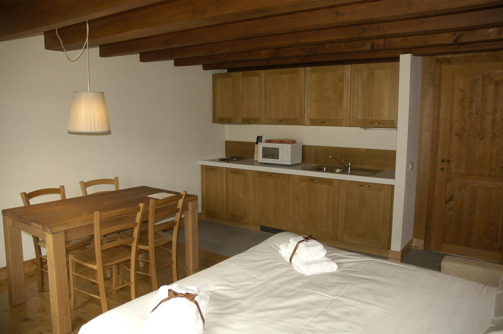 Pietre Gemelle Resort Alagna Valsesia Camera foto